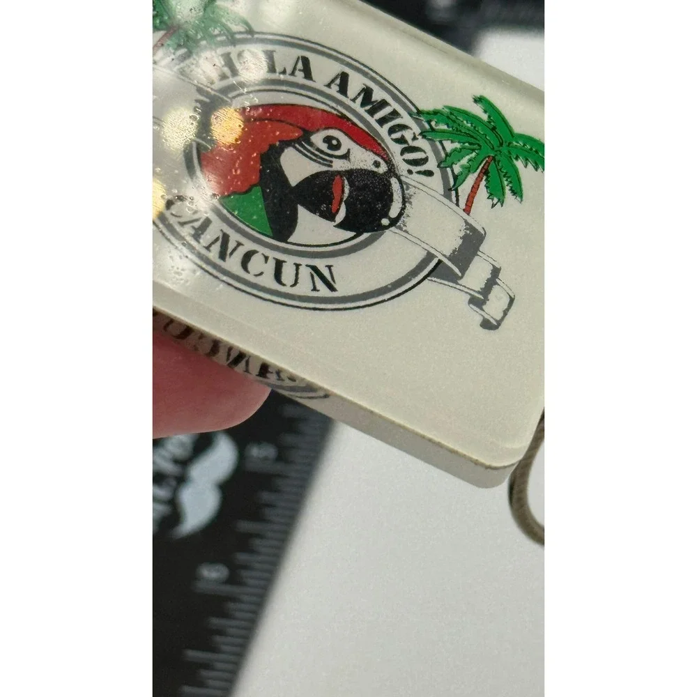 Vintage Hola Amigo Cancun Keychain Macaw Parrot‎ Palm Tropical Souvenir Mexico